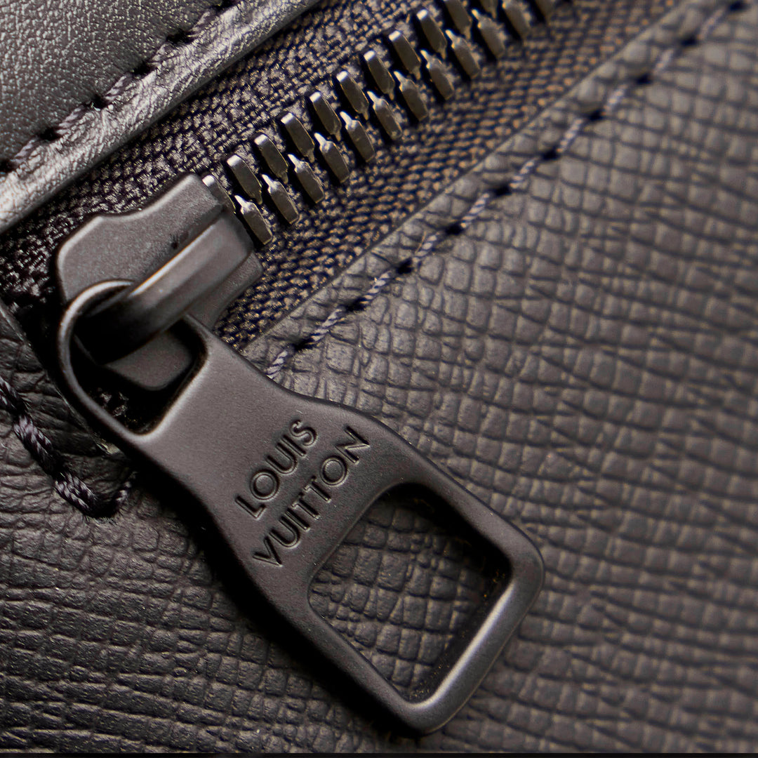Louis Vuitton Taiga Rainbow Steamer PM Noir – GABY PARIS Authentique