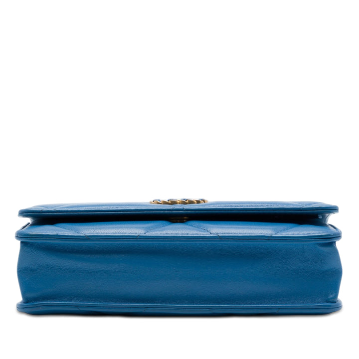 Chanel Matelassé 19 Wallet on Chain Cuir d'agneau