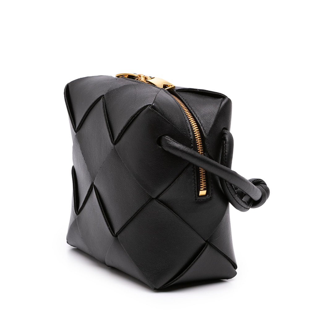 Bottega Veneta Intreccio Cassette Sac caméra Mini Cuir d'agneau Noir – vue 2 – GABY PARIS