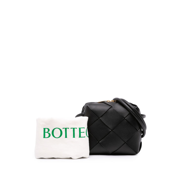 Bottega Veneta Intreccio Cassette Sac caméra Mini Cuir d'agneau Noir – vue 7 – GABY PARIS