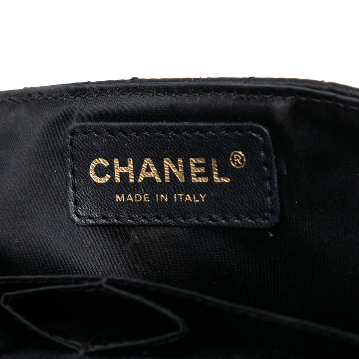 Chanel Matelassé Satin Precious Jewel East West à rabat