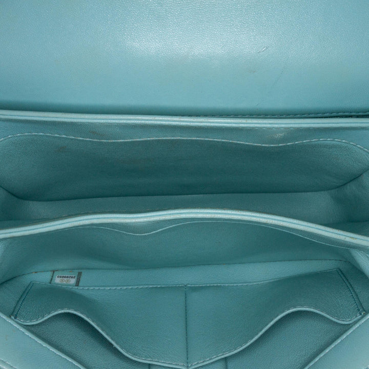 Chanel Small Quilted Cuir d’agneau Trendy CC Flap Bleu