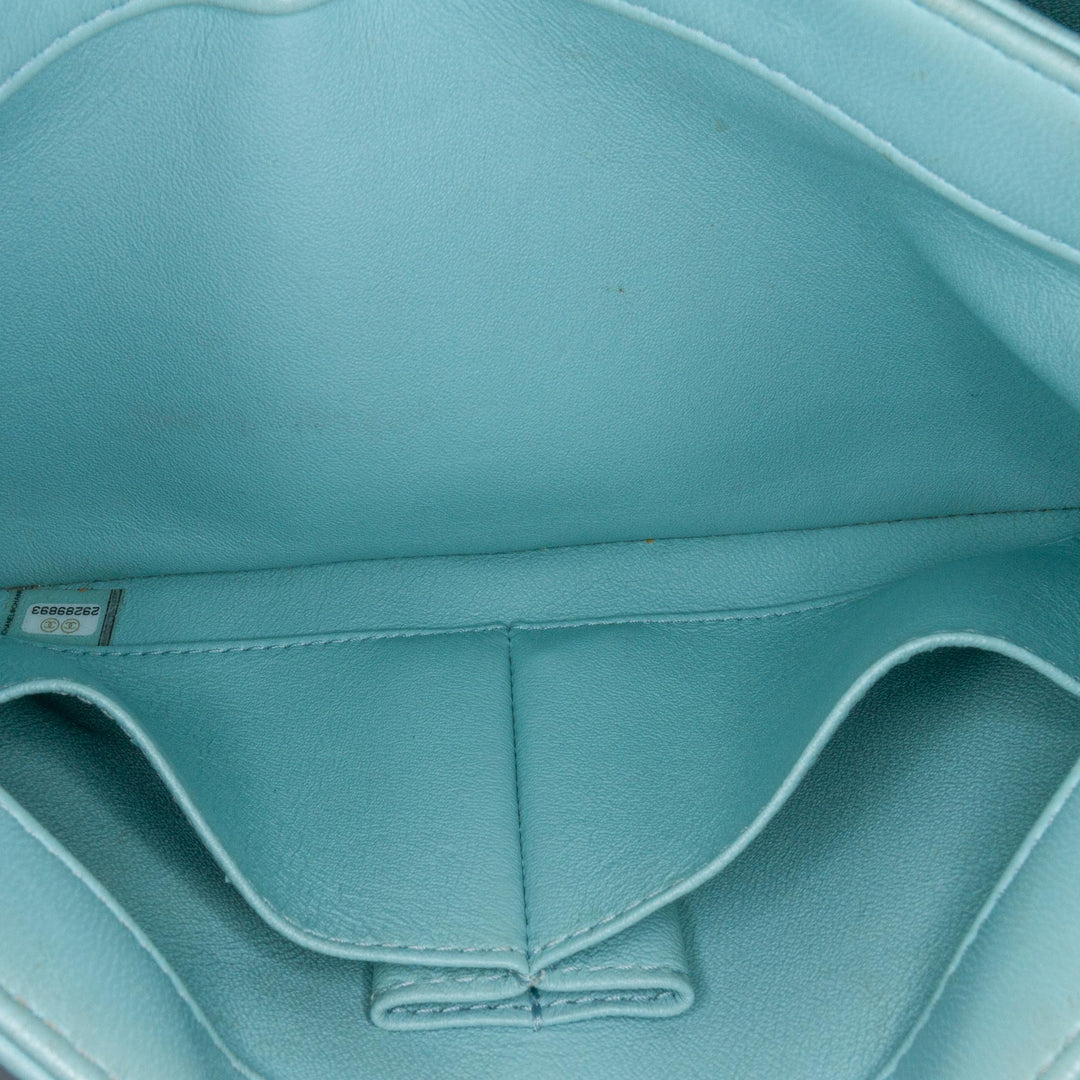 Chanel Small Quilted Cuir d’agneau Trendy CC Flap Bleu