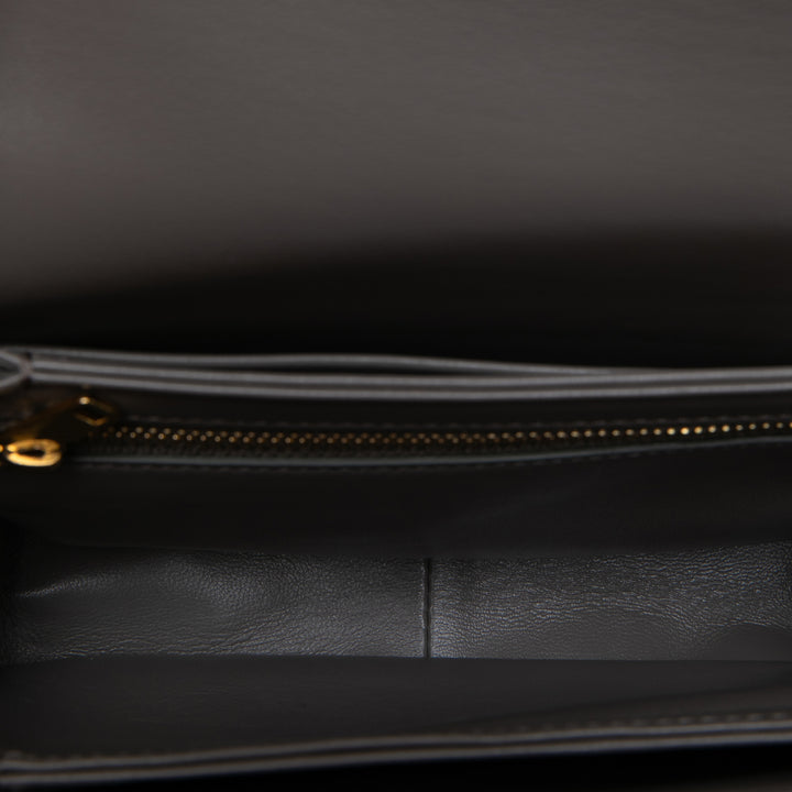 Celine brillant Triomphe Sac Teen Cuir de veau Marron – vue 4 – GABY PARIS