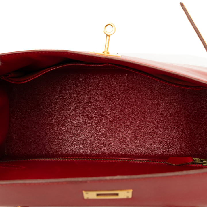Hermès Sac à main Box Veau Kelly Sellier 28 Box Rouge – vue 4 – GABY PARIS