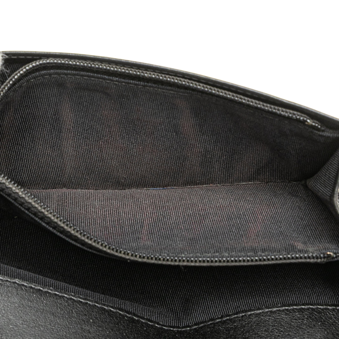 Chanel CC Quilted Cuir verni L Yen Bifold Wallet Noir