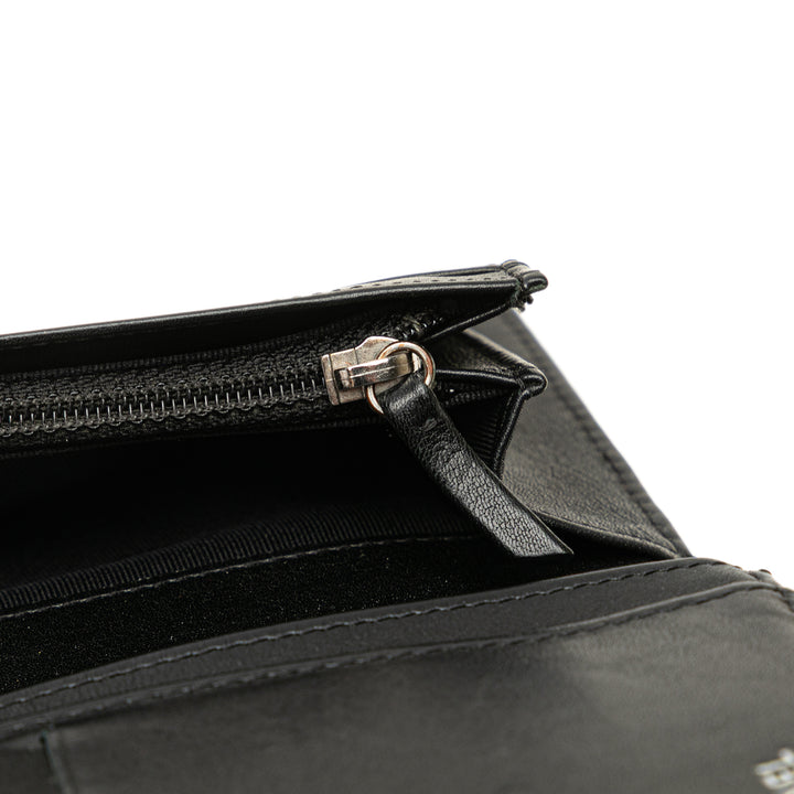 Chanel CC Quilted Cuir verni L Yen Bifold Wallet Noir