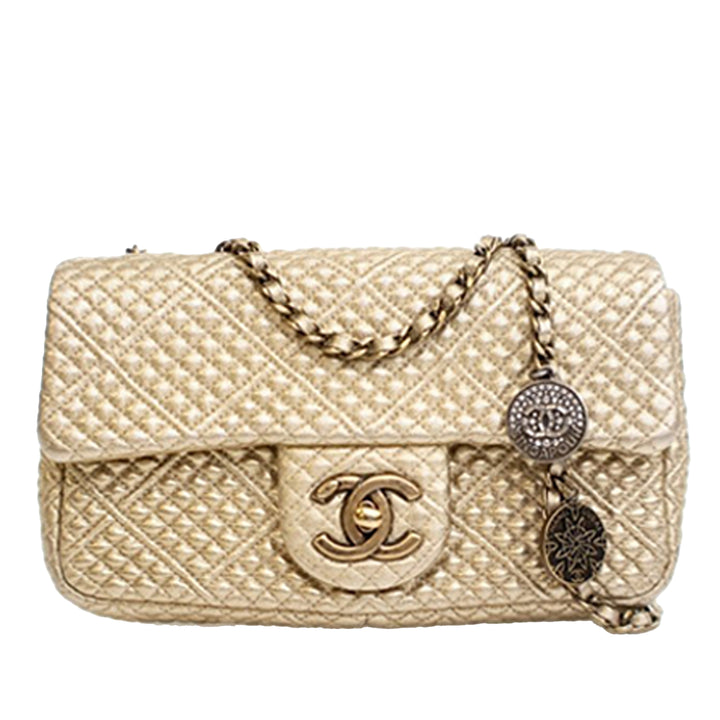 Chanel Small Micro Matelassé Metallic Cuir d'agneau Coin à rabat