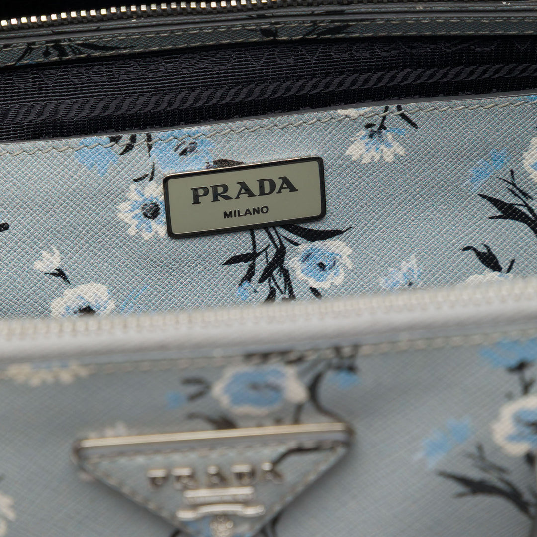 Prada Sac à main Lux Galleria Imprimé Double Zippé Saffiano Moyen Gris – vue 5 – GABY PARIS
