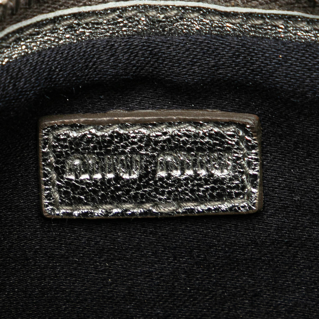 Miu Miu Nappa Matelasse Double Zip Pochette Argenté – GABY PARIS Authentique