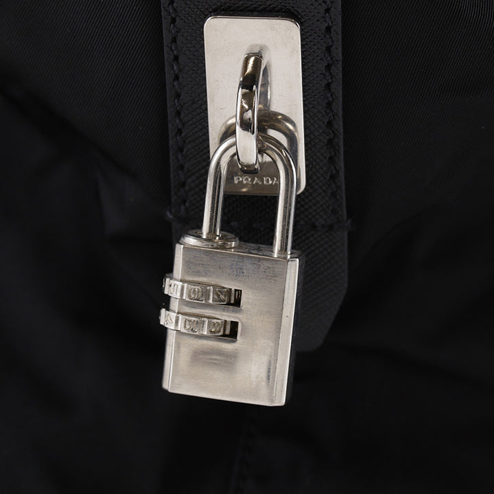 Prada Sac de voyage à finitions de voyage Saffiano Noir – vue 18 – GABY PARIS