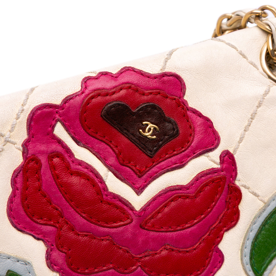 Medium Quilted Lambskin Rose Applique Wild Stitch Single Flap White - Gaby Paris