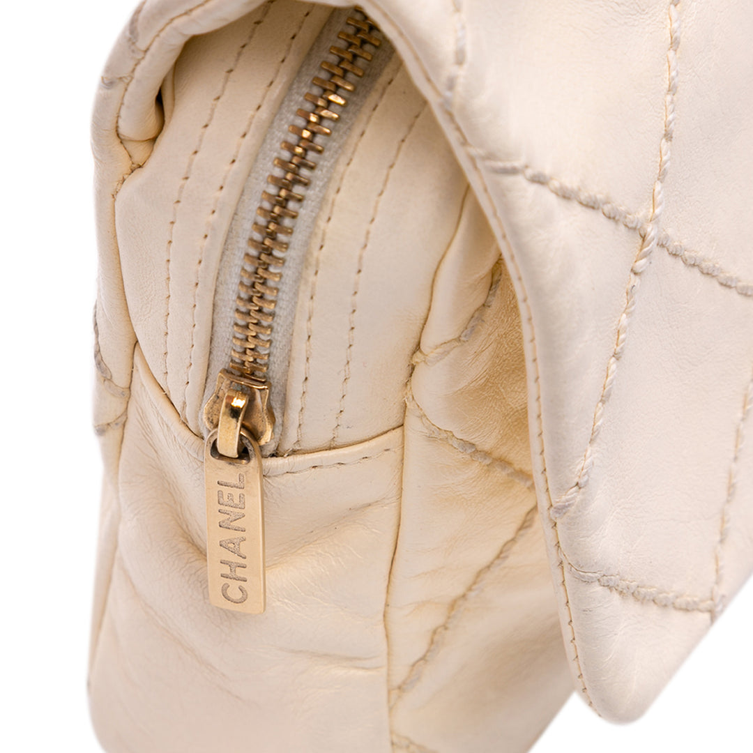 Medium Quilted Lambskin Rose Applique Wild Stitch Single Flap White - Gaby Paris