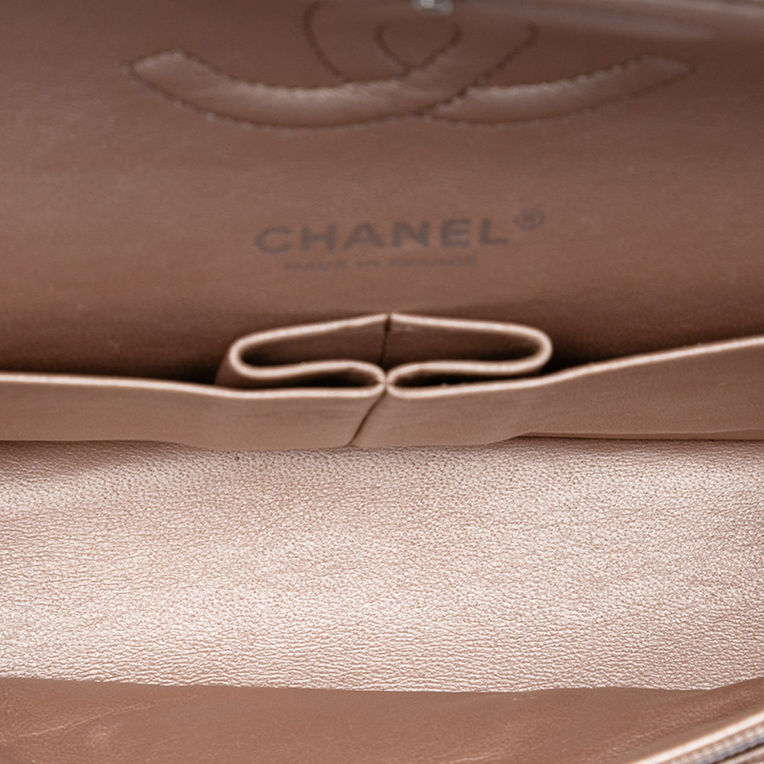 Chanel Medium Classic Cuir de veau Pixel Effect Double rabat
