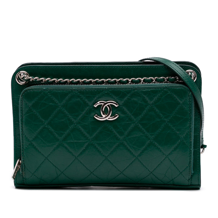 Chanel CC Matelassé froissé Cuir de veau Front Pocket Sac porté croisé