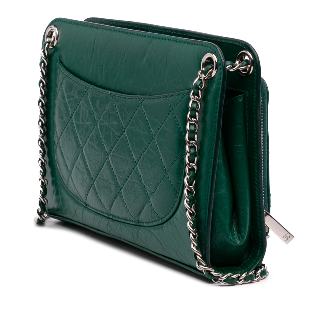 Chanel CC Matelassé froissé Cuir de veau Front Pocket Sac porté croisé