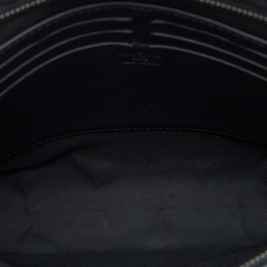 Pochette Voyage MM Monogram Eclipse Noir