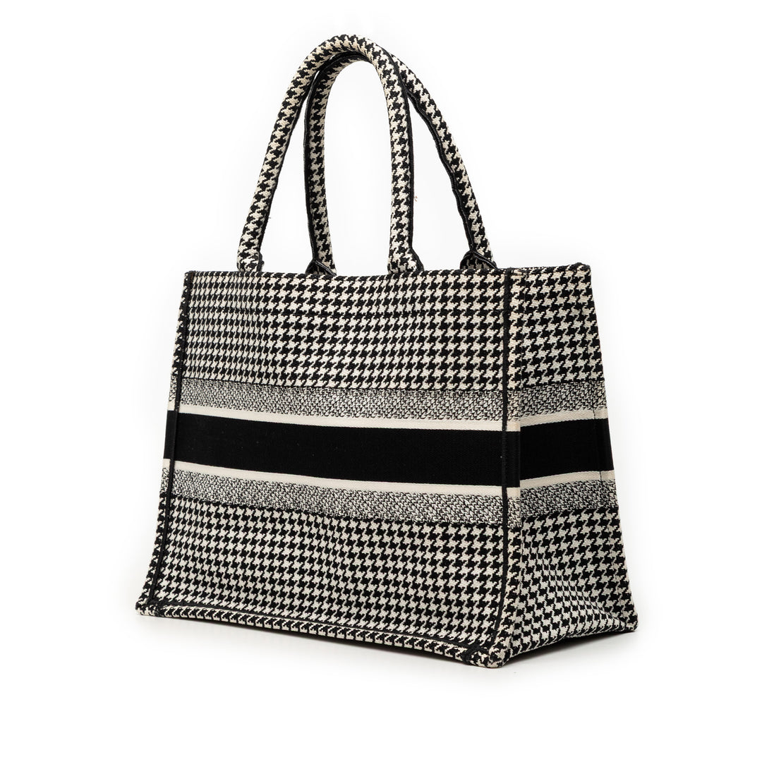 Dior Medium Toile Houndstooth brodé Book Cabas