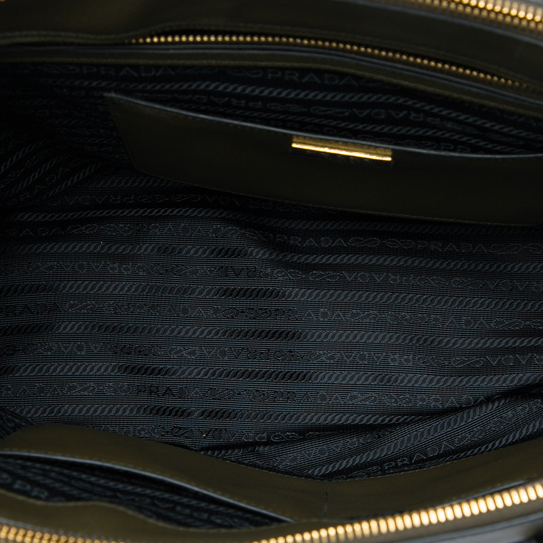 Prada Bicolore Lux Galleria Double Zippé Sac Moyen Cuir Saffiano