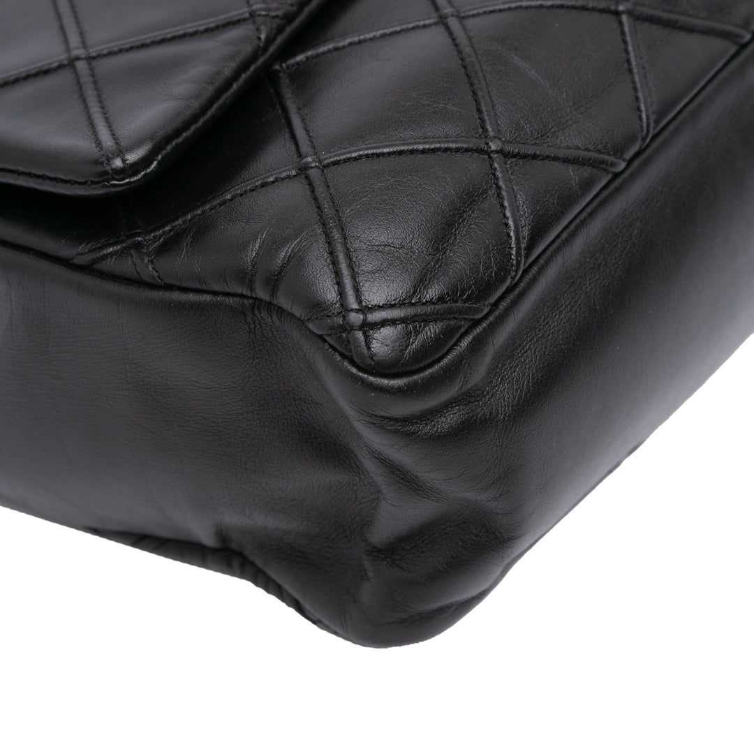 Chanel Large Reissue 2.55 Diamond Debossed Cuir de veau Cosmos Flap Noir – GABY PARIS Authentique