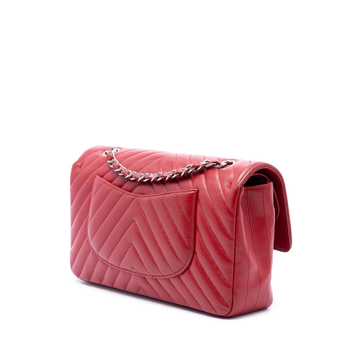 Chanel Sac porté épaule Classic Chevron Double rabat Moyen Cuir caviar Rouge – vue 2 – GABY PARIS
