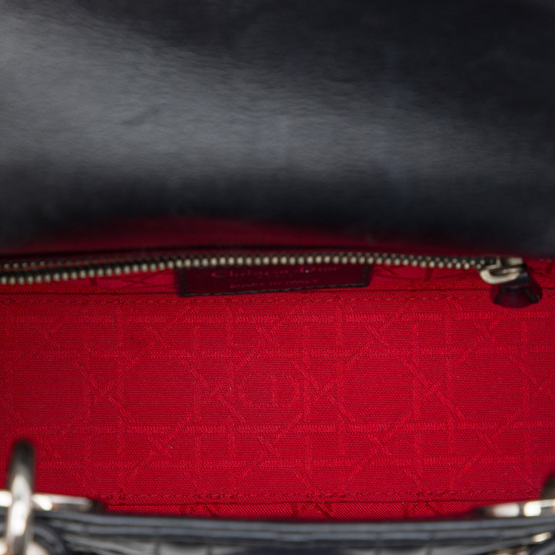 Dior Sac à main Lady Dior Cannage MyABCDior Petit Cuir d'agneau Noir – vue 4 – GABY PARIS