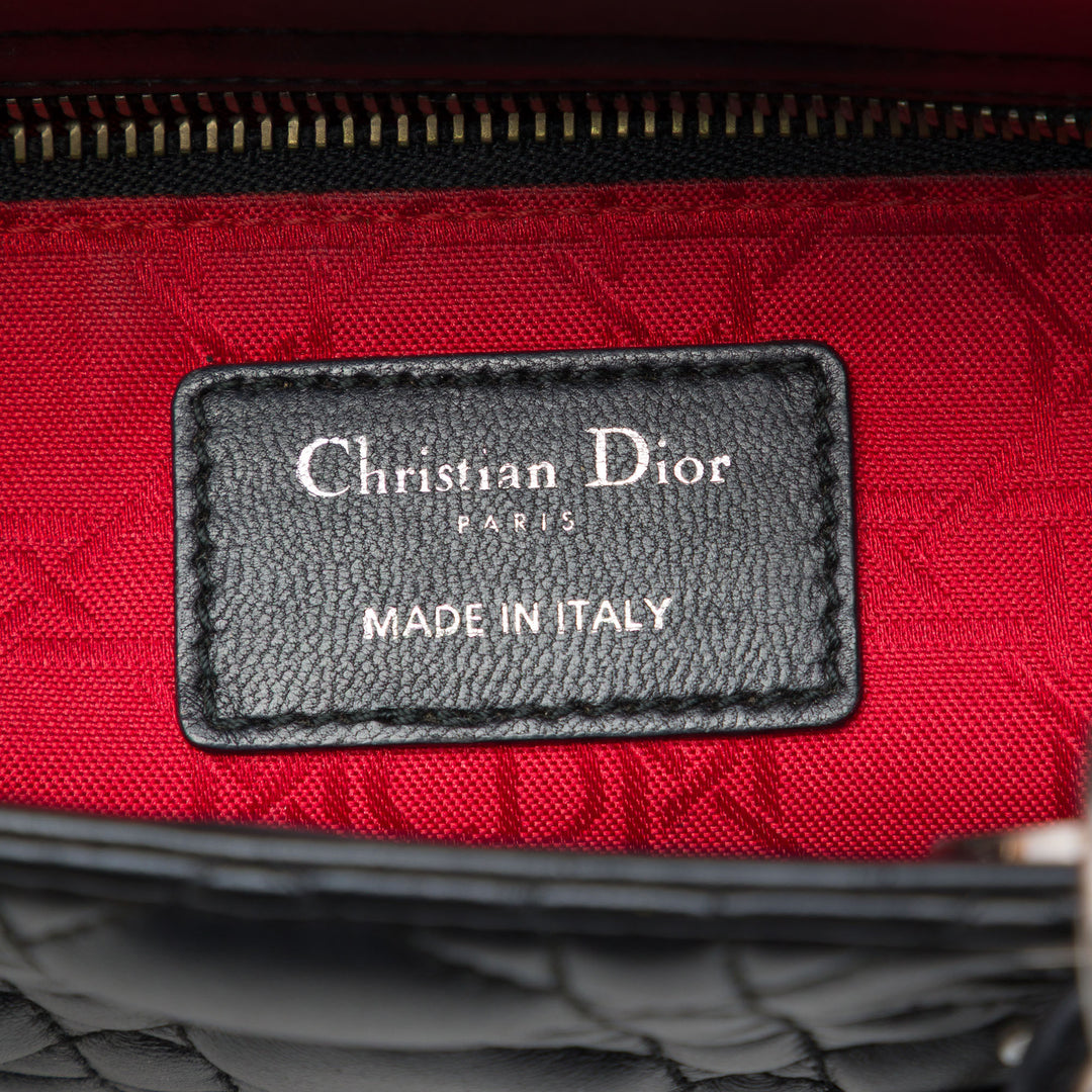 Dior Sac à main Lady Dior Cannage MyABCDior Petit Cuir d'agneau Noir – vue 5 – GABY PARIS