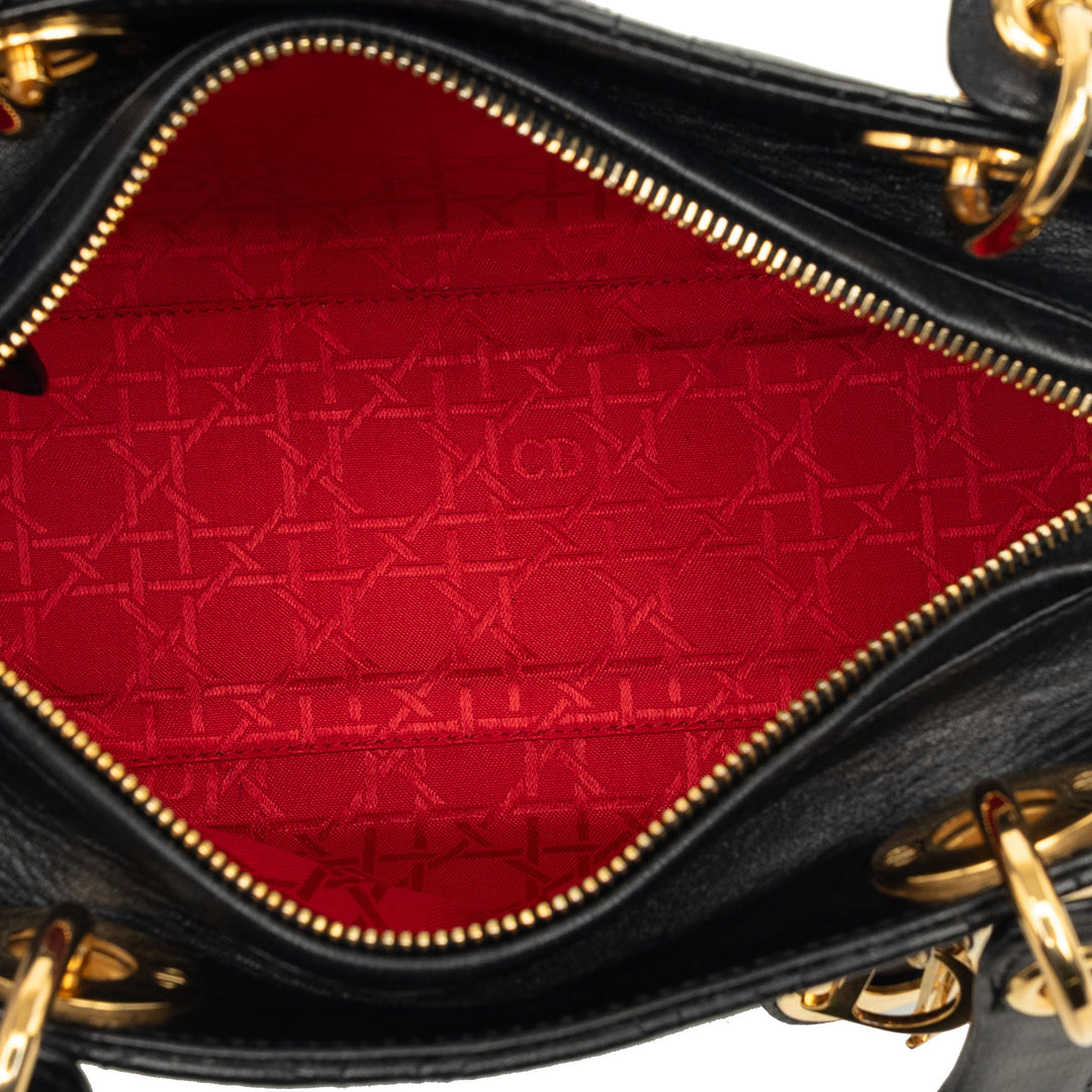 Lady Dior Cannage Moyen Cuir d'agneau Noir