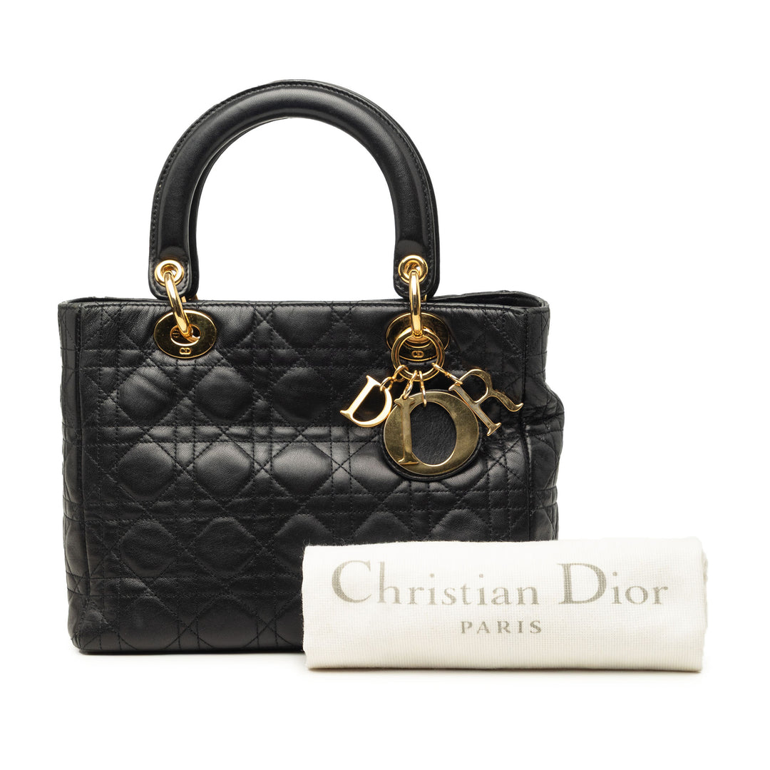 Lady Dior Cannage Moyen Cuir d'agneau Noir