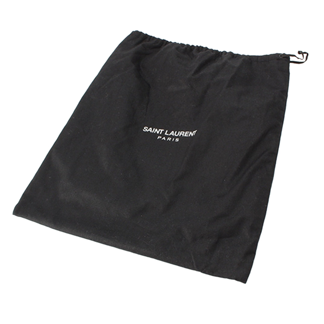 Grain De Poudre Plat Sac Noir