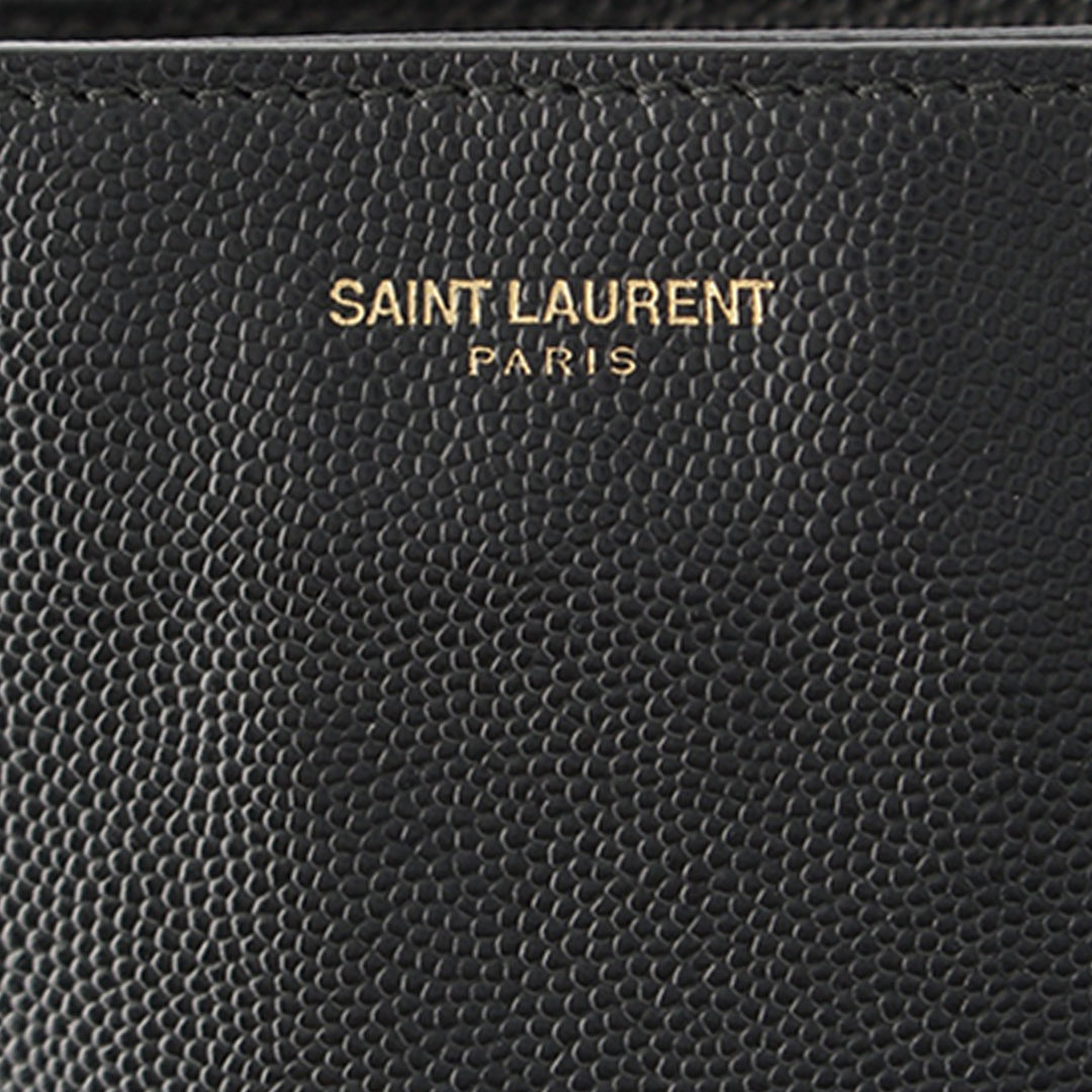 Grain De Poudre Plat Sac Noir