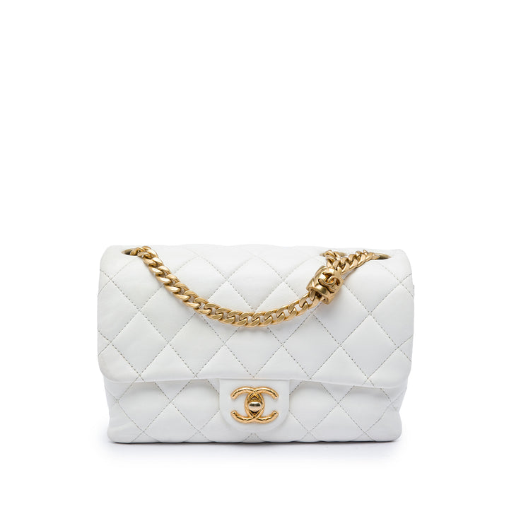 Chanel Small Matelassé Cuir d’agneau Pillow Crush à rabat