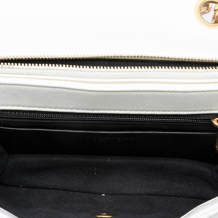Chanel Small Matelassé Cuir d’agneau Pillow Crush à rabat