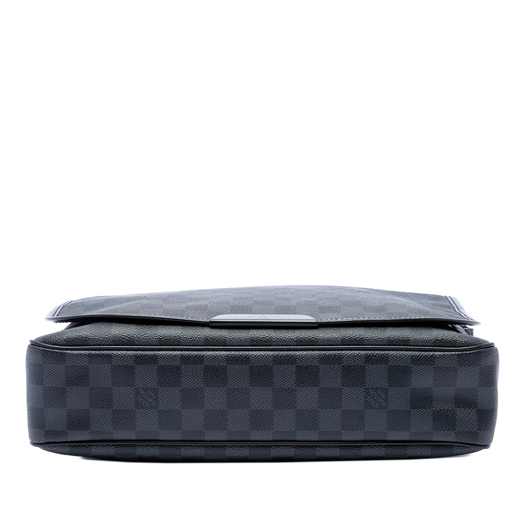Louis Vuitton Damier Graphite Daniel MM