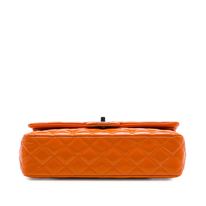 Chanel Medium Classic Cuir verni Double rabat