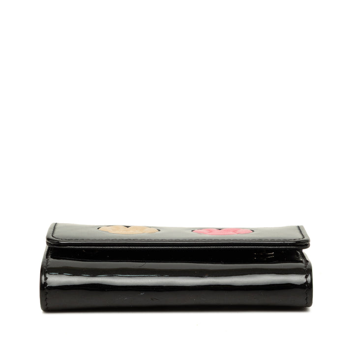 Chanel CC Camellia Porte-clés Noir – vue 3 – GABY PARIS