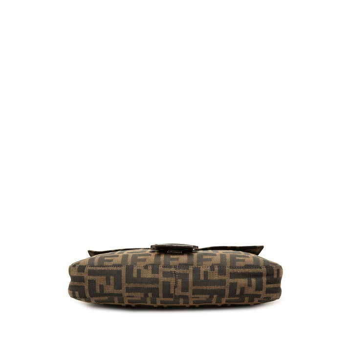 Fendi Zucca Baguette Marron – vue 3 – GABY PARIS
