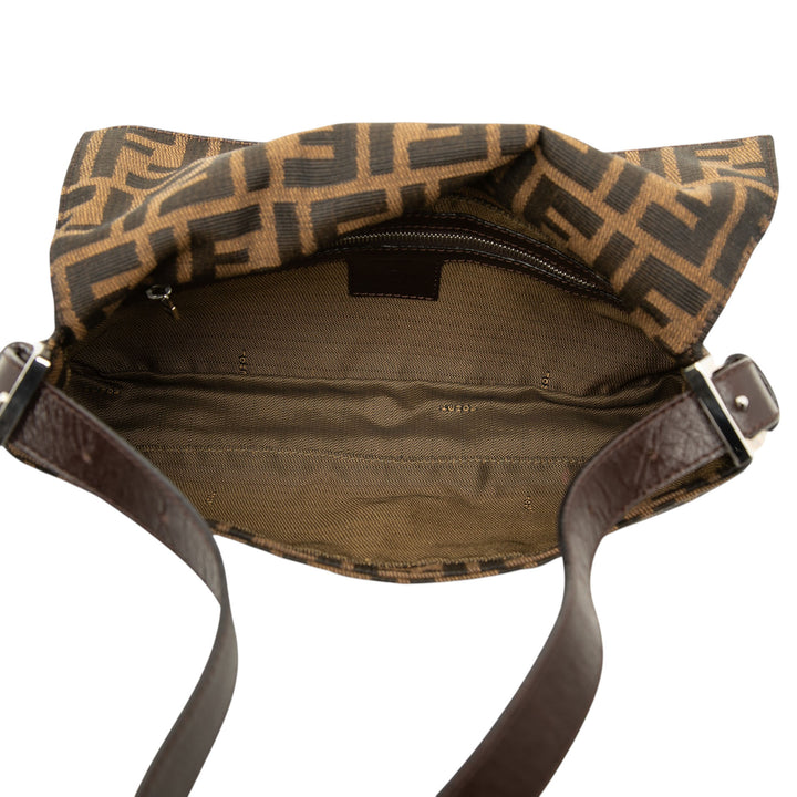 Fendi Zucca Baguette Marron – vue 4 – GABY PARIS