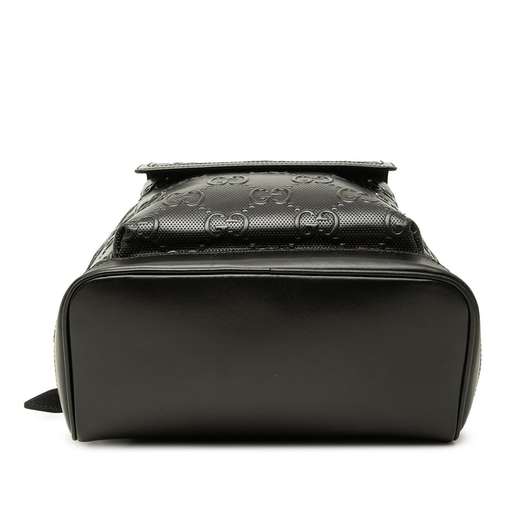 Gucci Sac à dos GG embossé Cuir de veau Noir – vue 3 – GABY PARIS
