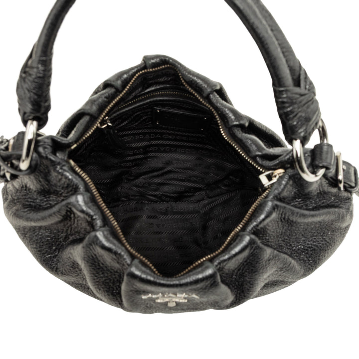 Prada Pleated Cervo Lux Hobo Noir – vue 4 – GABY PARIS