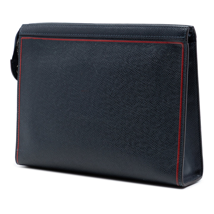 Louis Vuitton Taiga Pochette Voyage MM