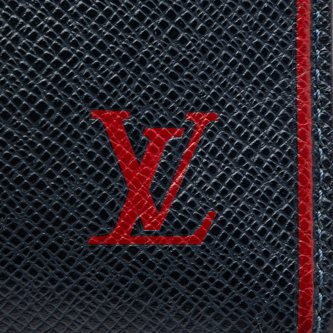 Louis Vuitton Taiga Pochette Voyage MM