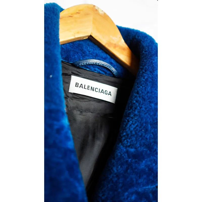 BALENCIAGA Manteau en fourrure synthétique à taille sablier Taille 36/38