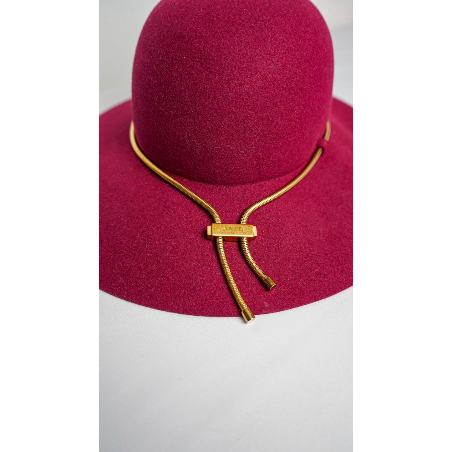 LANVIN Hat with chain size 56