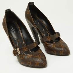 Louis Vuitton Escarpins mongram à boucle