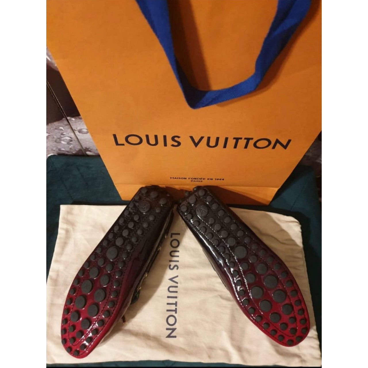 Louis Vuitton Mocasines de charol talla 36